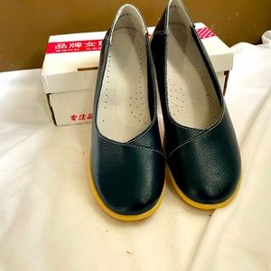 European size 41 or size 9.5.  Runs small